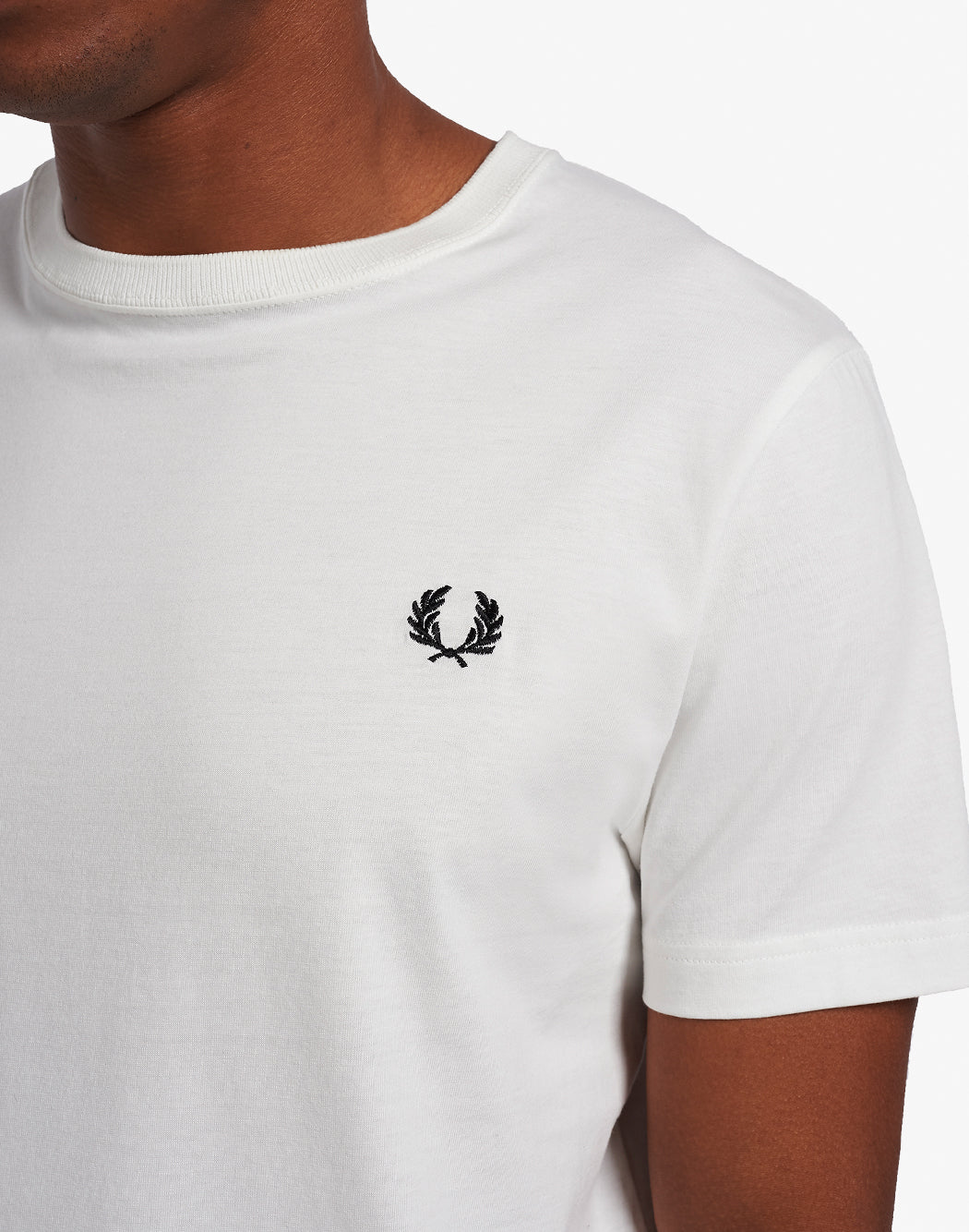 Fred Perry T SHIRT CON LOGO RICAMATO Bianco