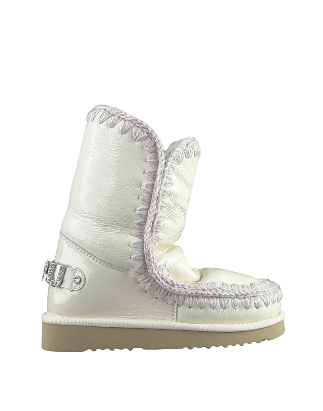 Boots with logo