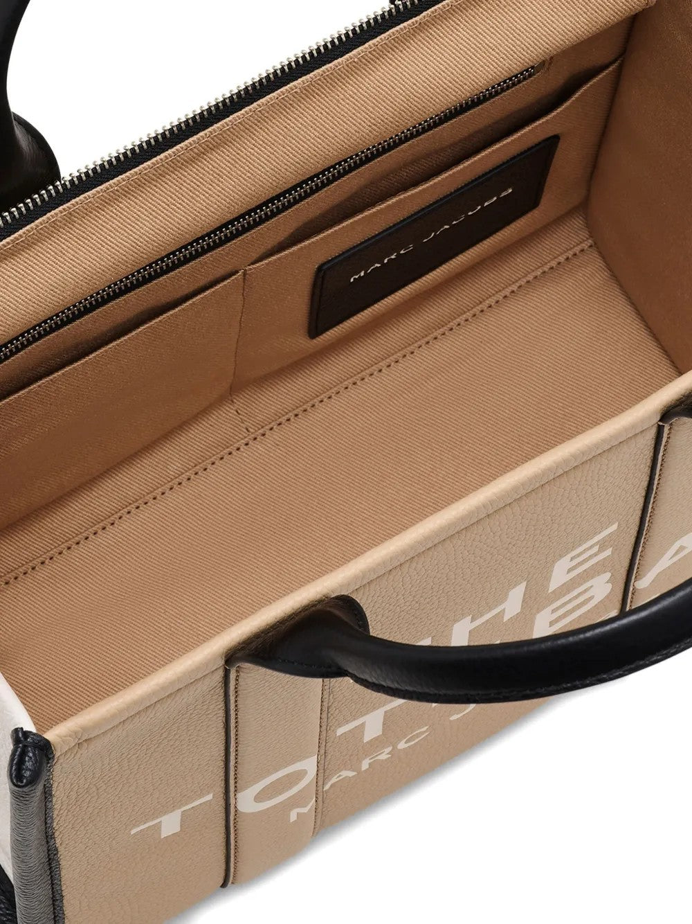 Marc Jacobs Marrone