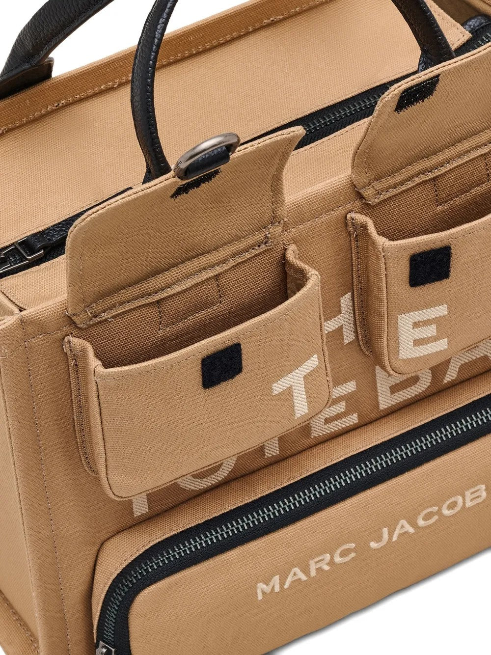 Marc Jacobs Marrone