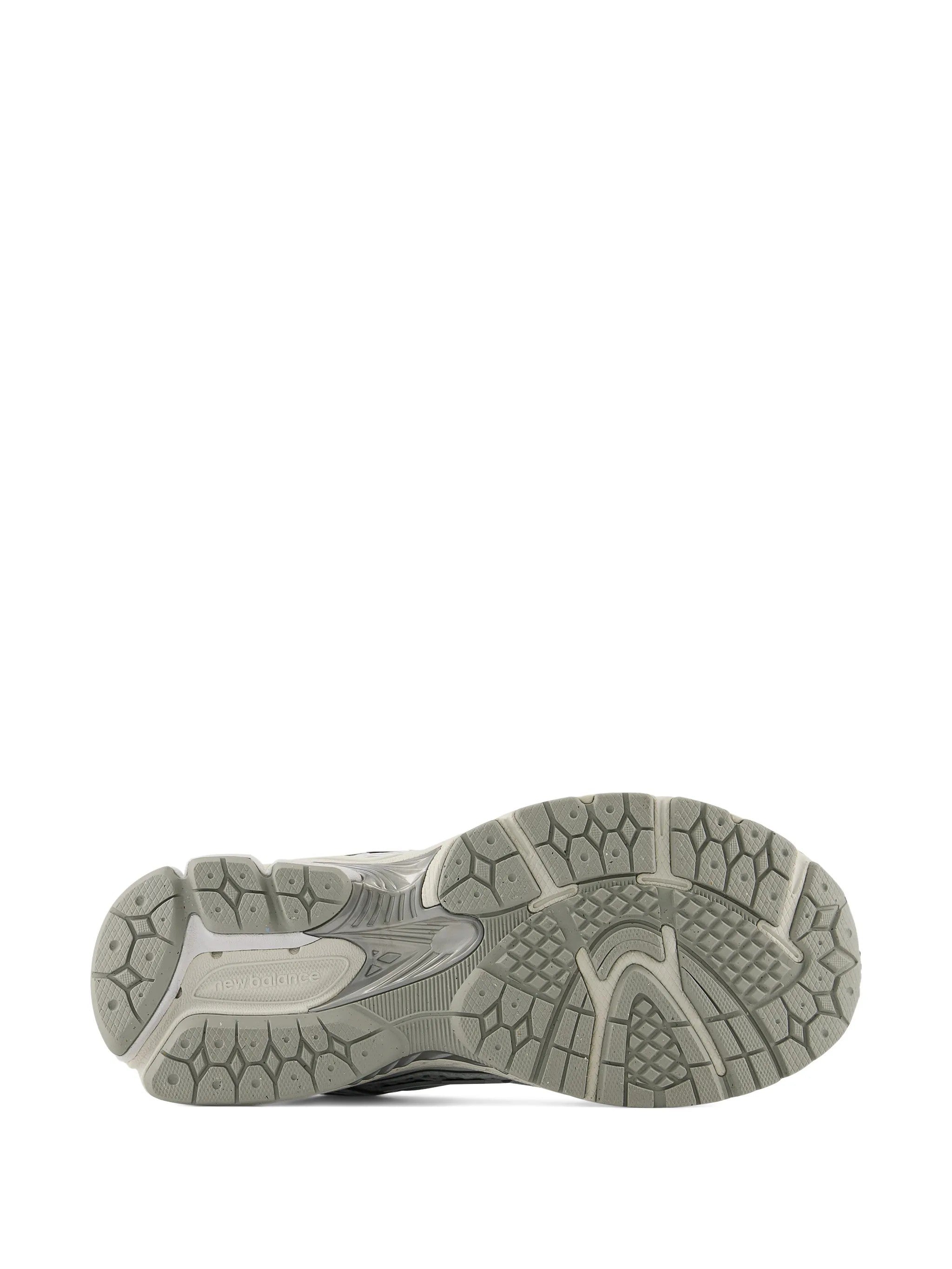 New Balance Grau