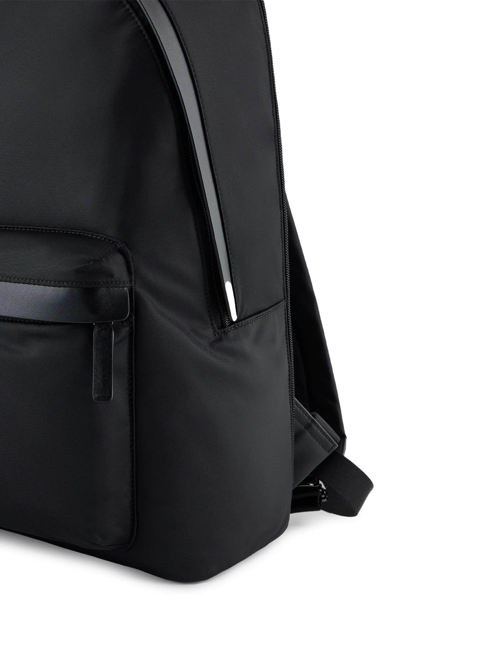 Emporio Armani Nero