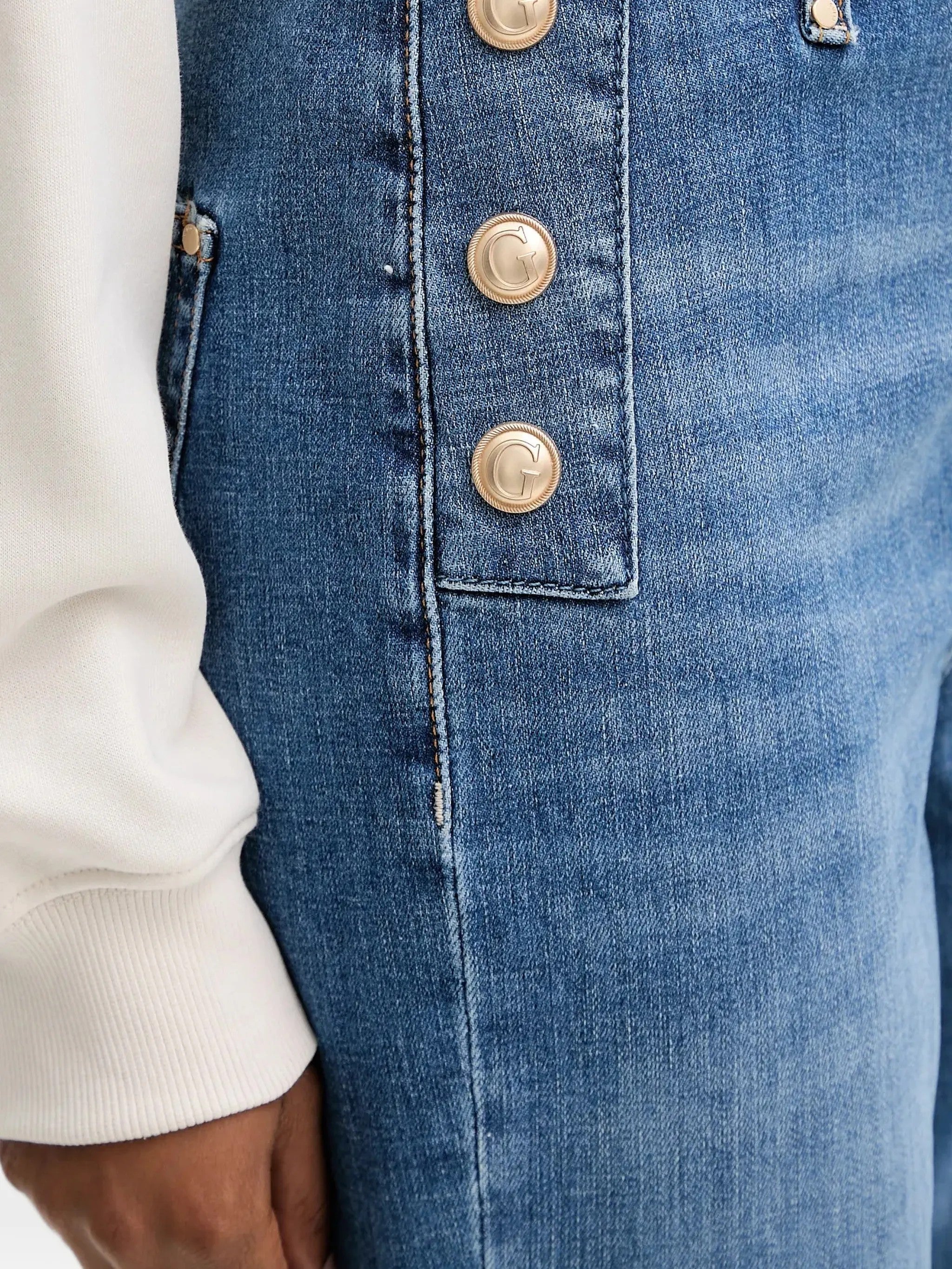 Guess Blu