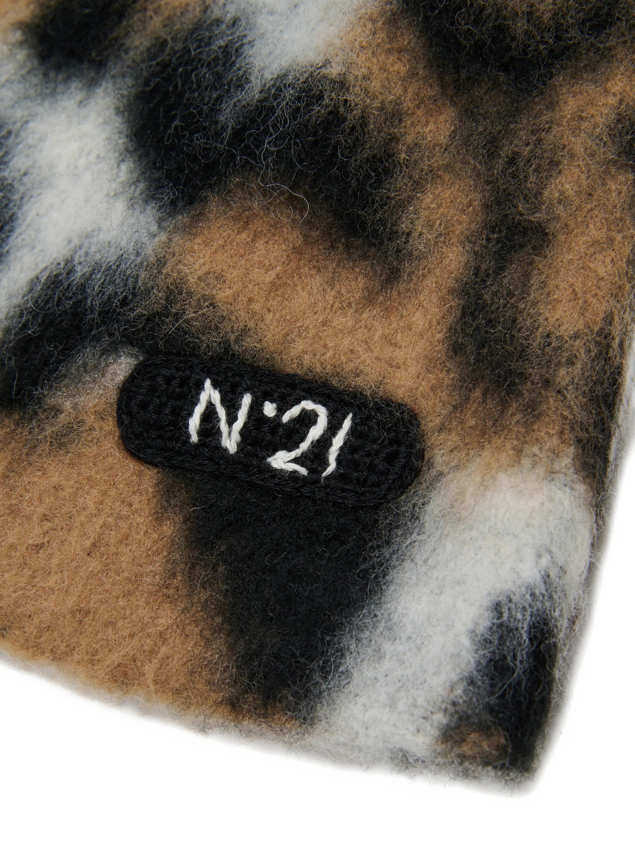 N.21 Marrone