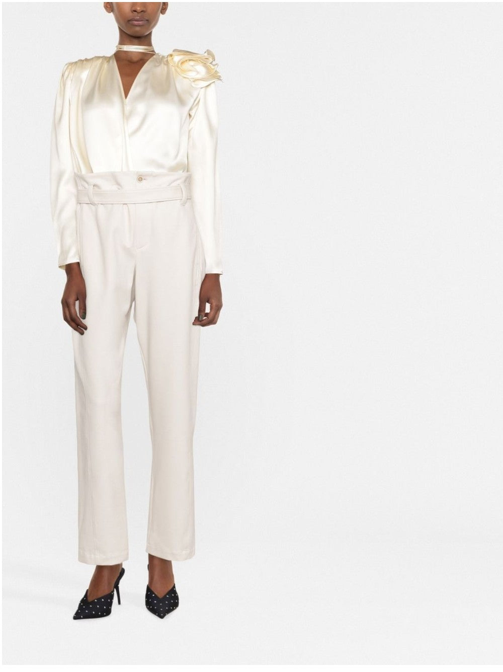 Magda Butrym BLUSA CON MAXI SPILLA FIORE Bianco
