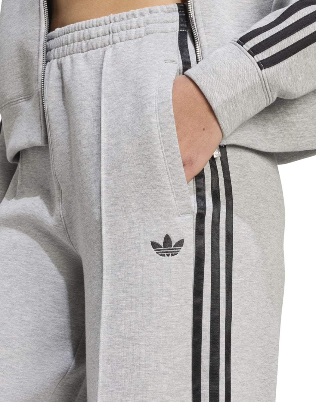 Adidas  Grigio