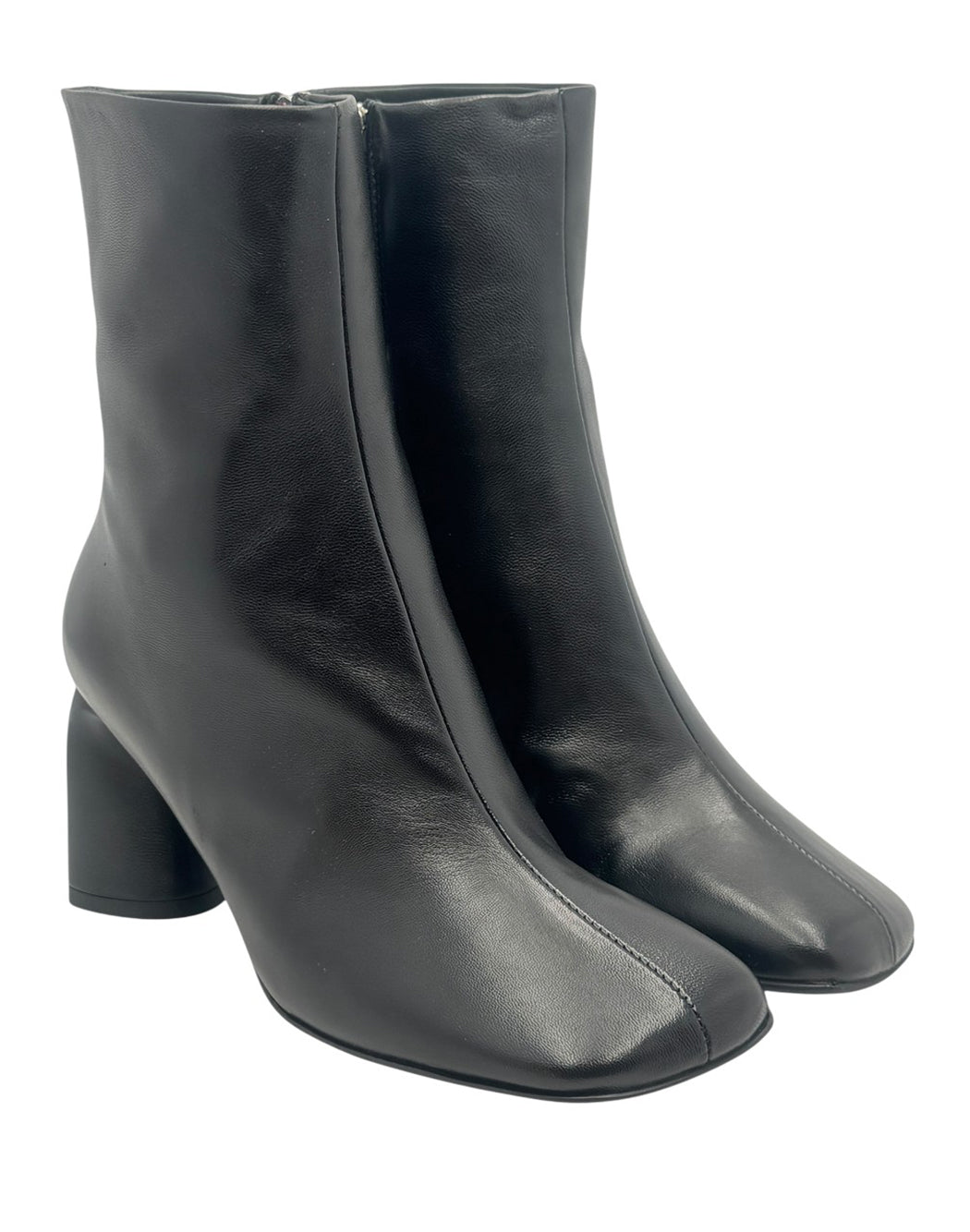 Halmanera  Nero