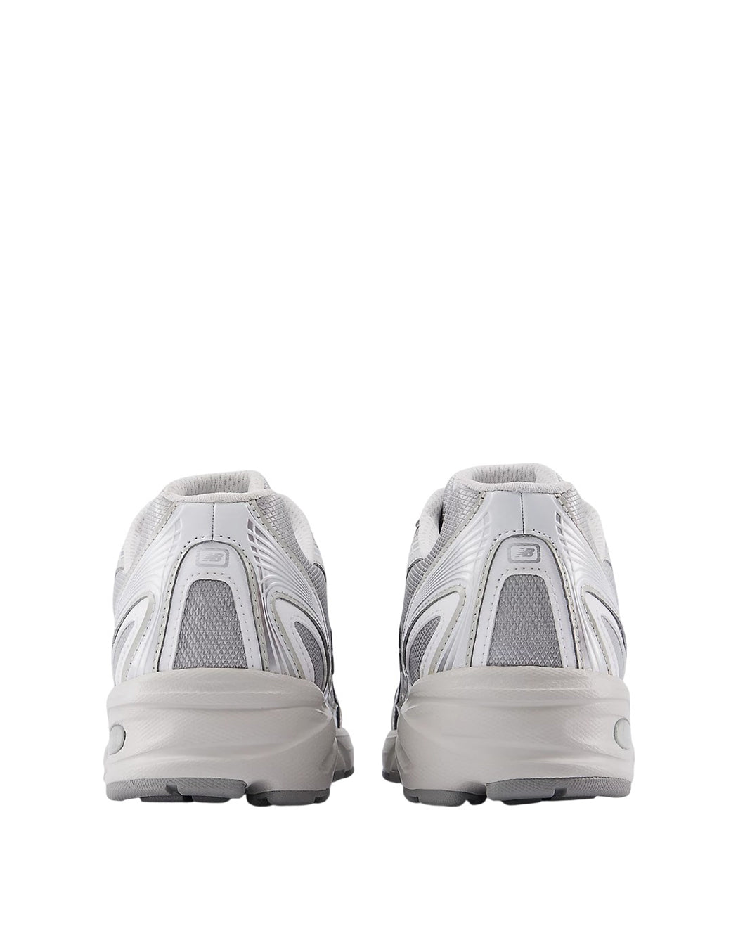 New Balance  Argento