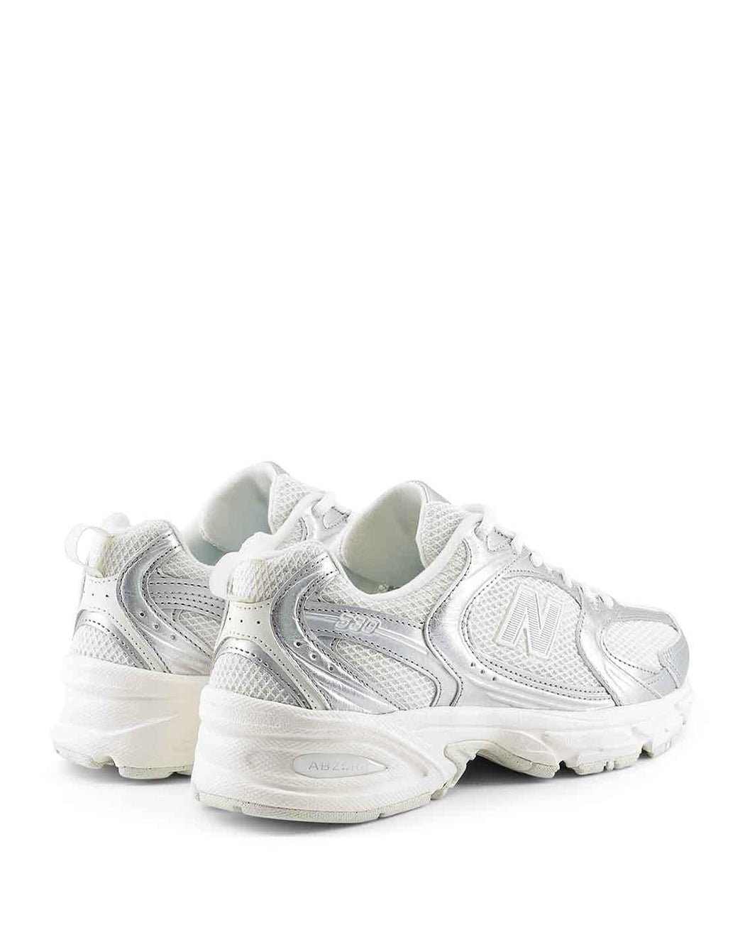 New Balance  Argento