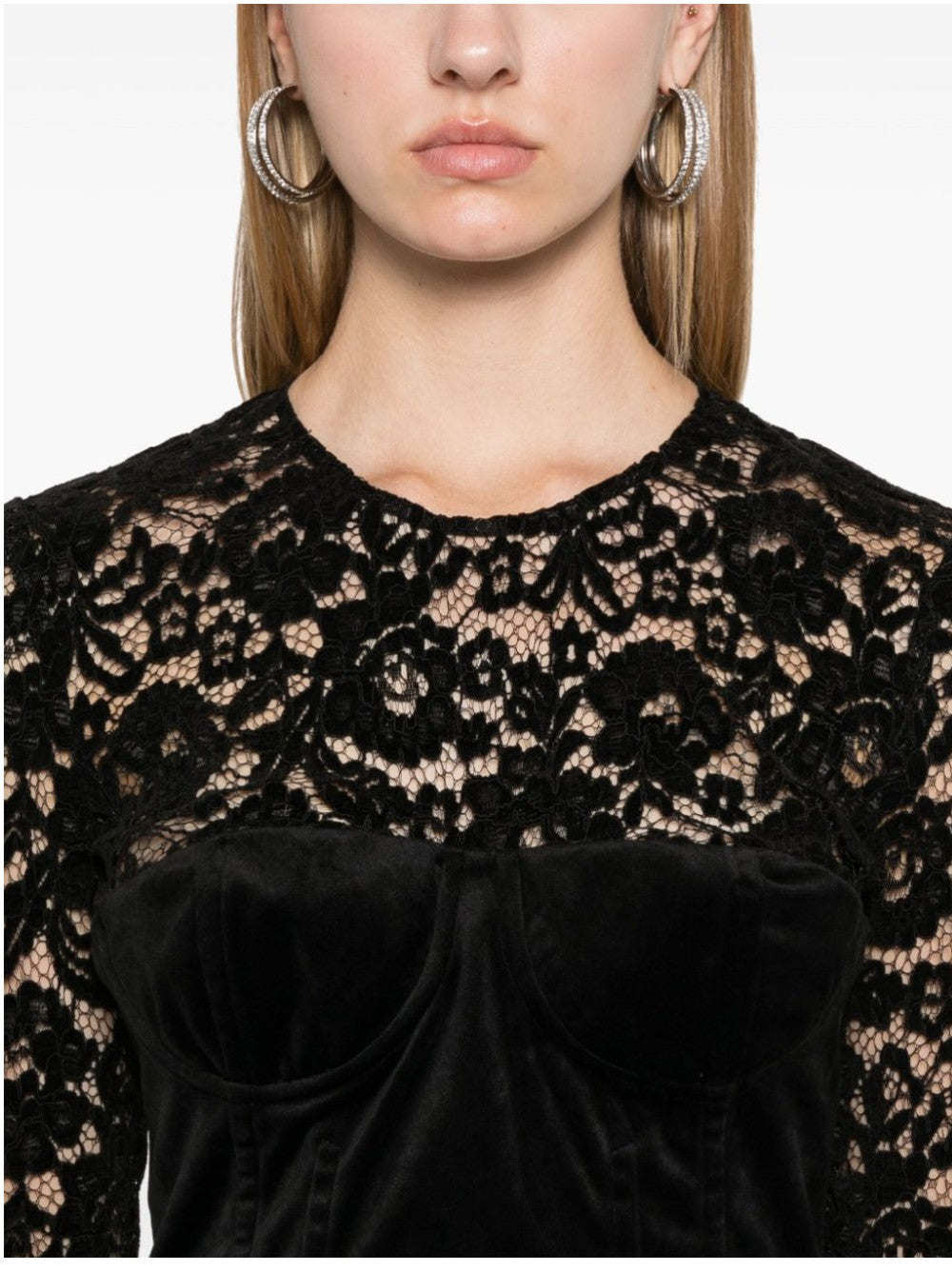 Chiara Ferragni  Nero