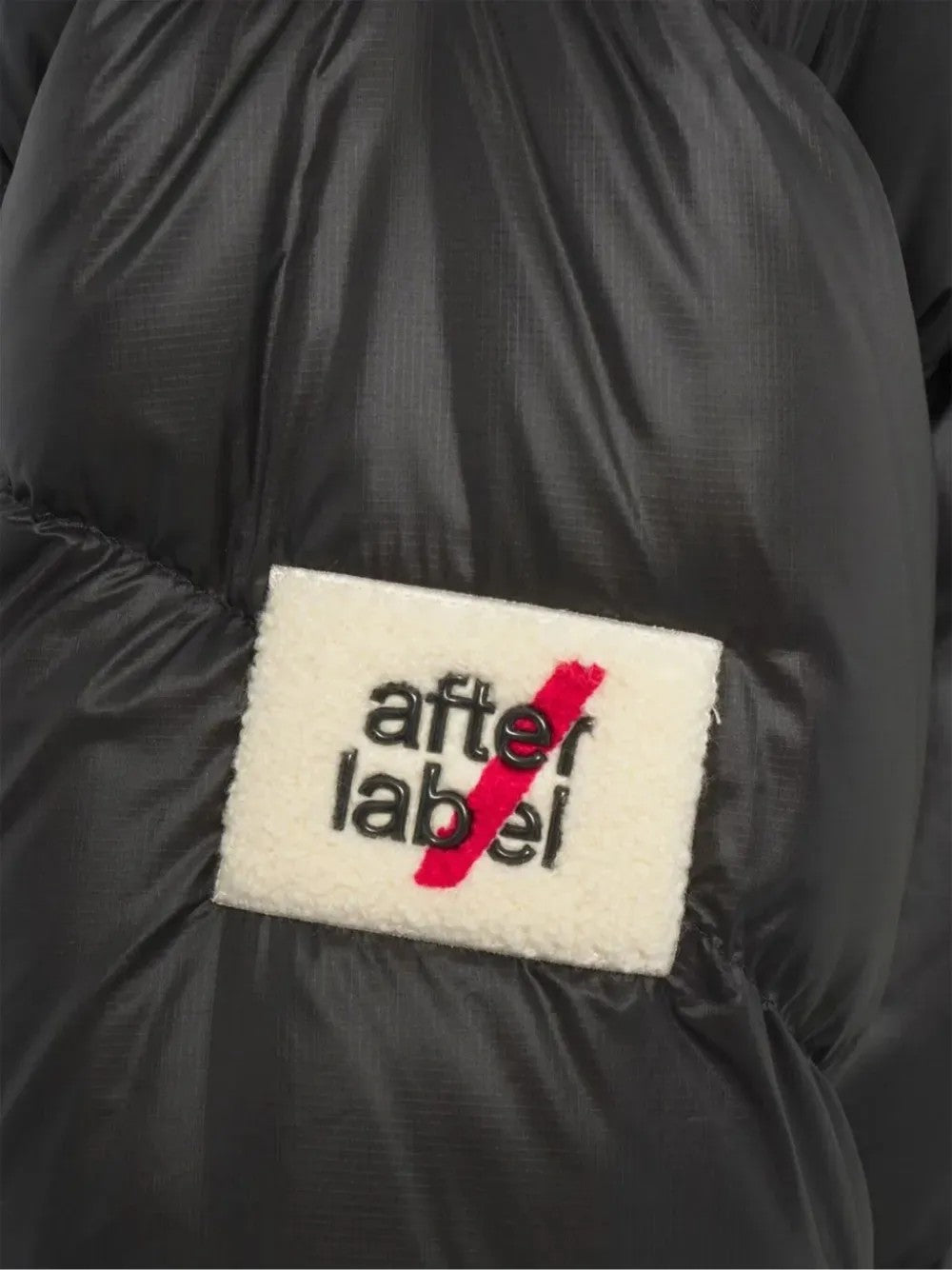 After Label  Nero