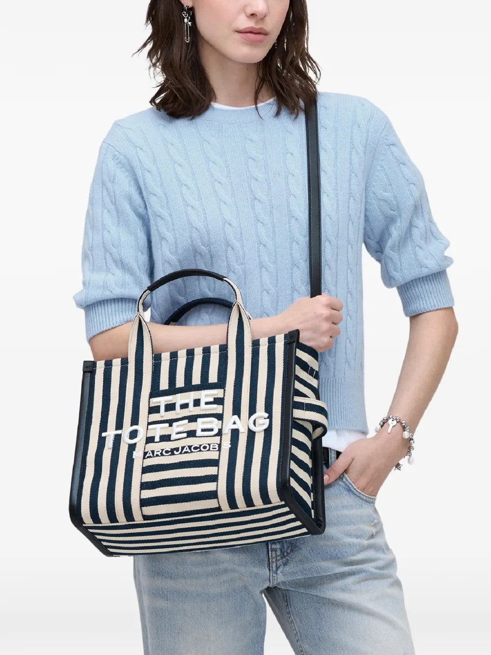 Marc Jacobs  Blu