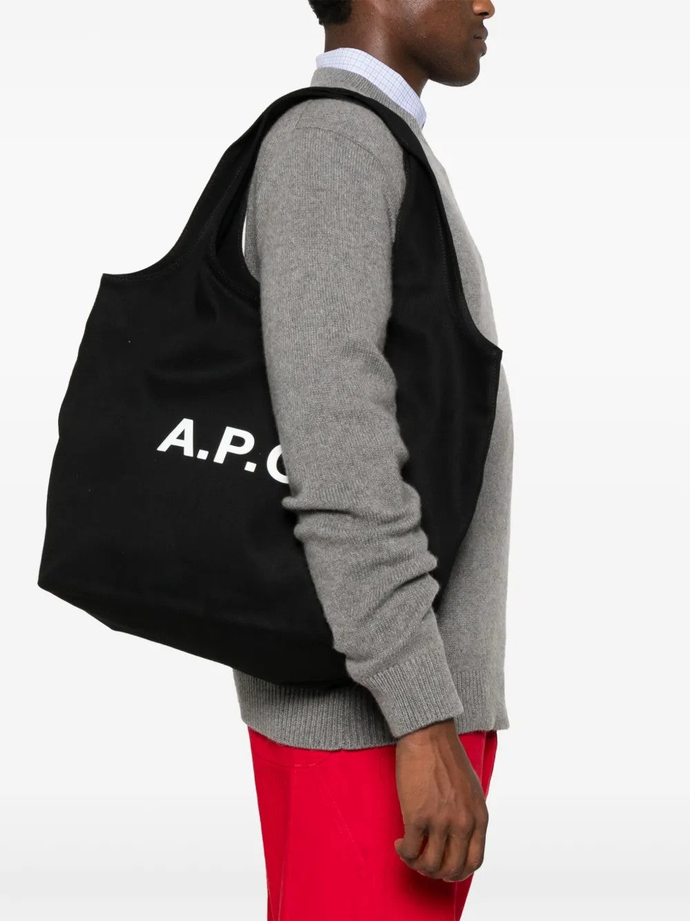 A.p.c.  Nero