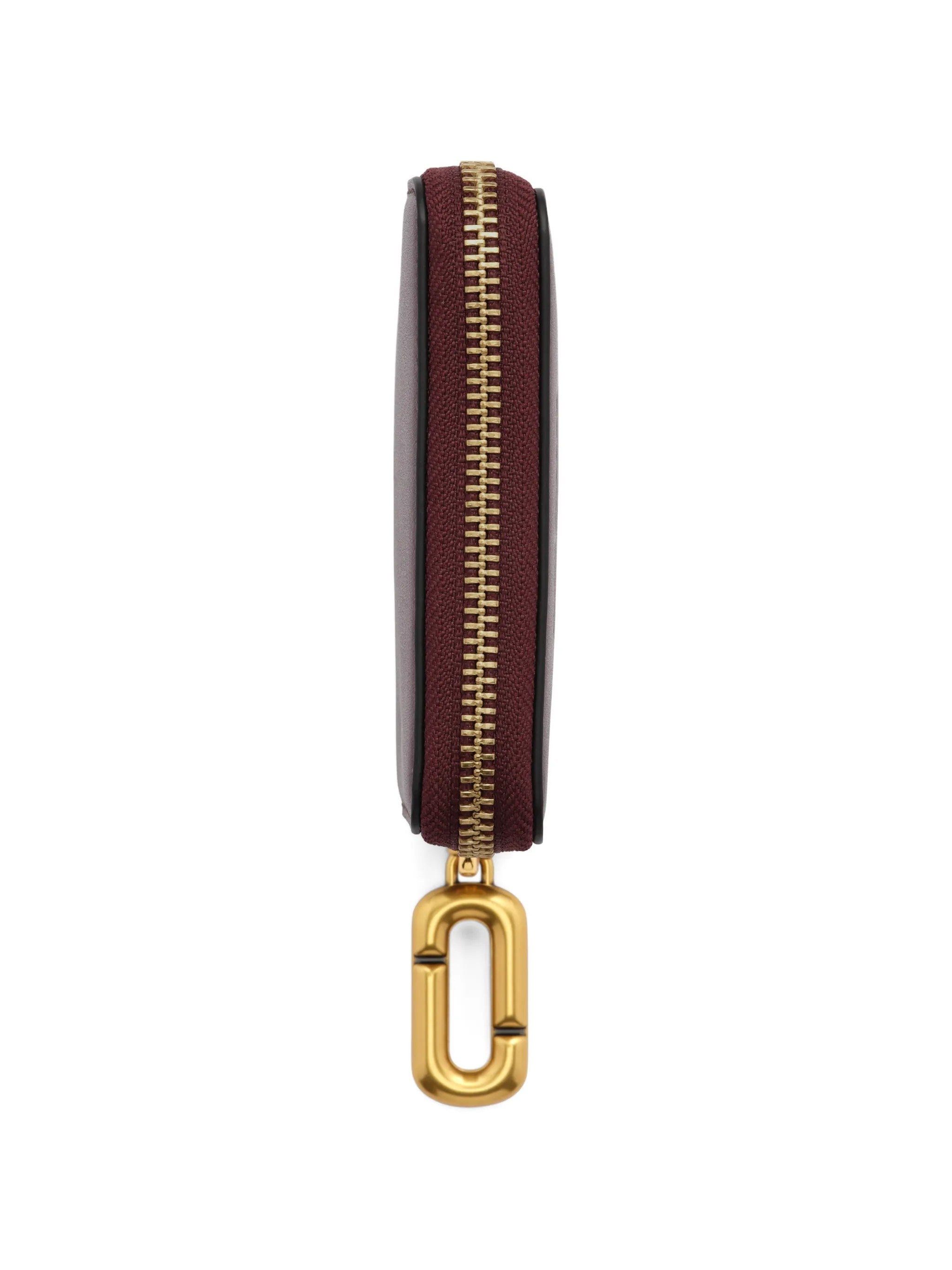 Marc Jacobs  Marrone