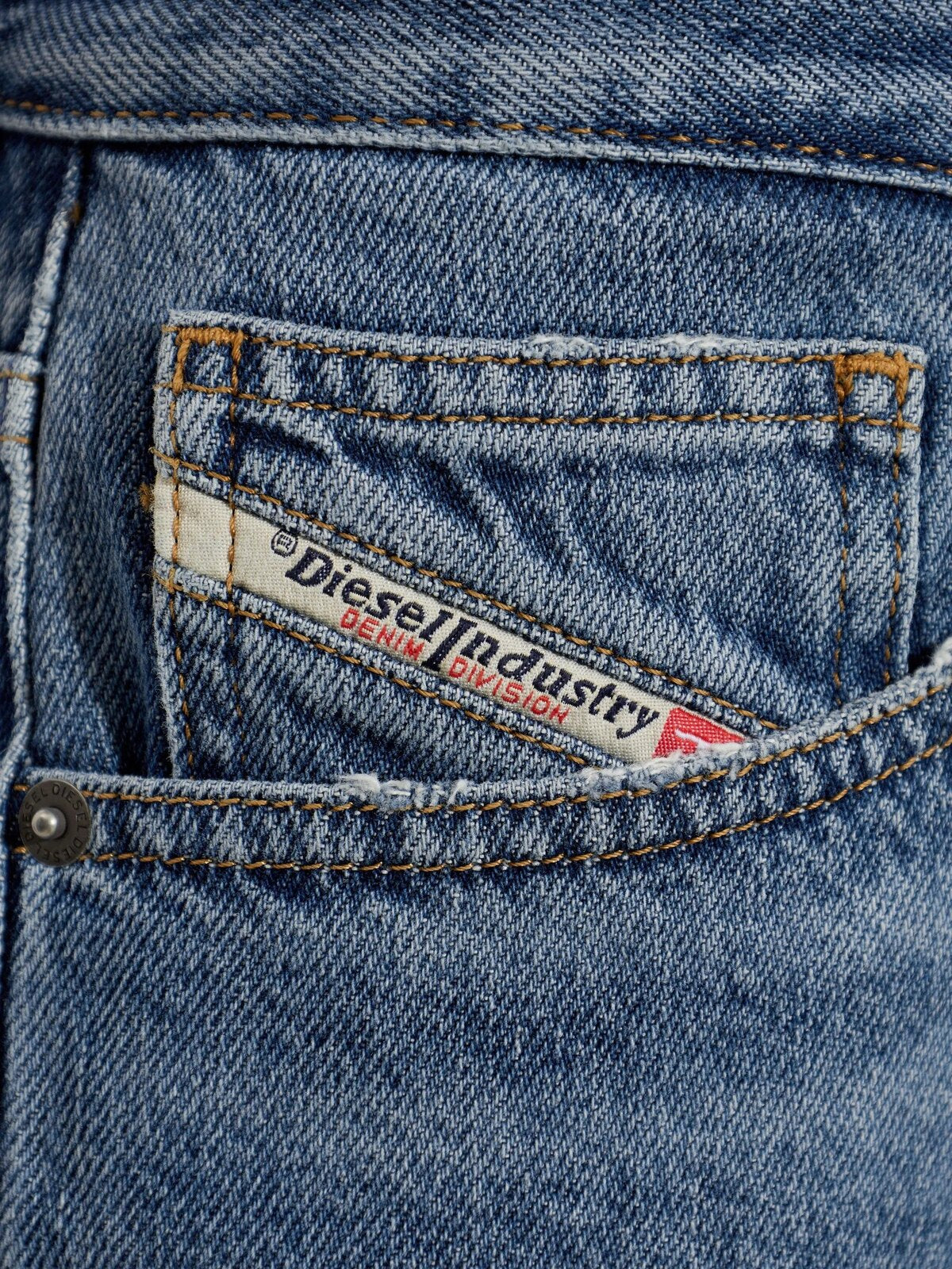 Diesel  Blu