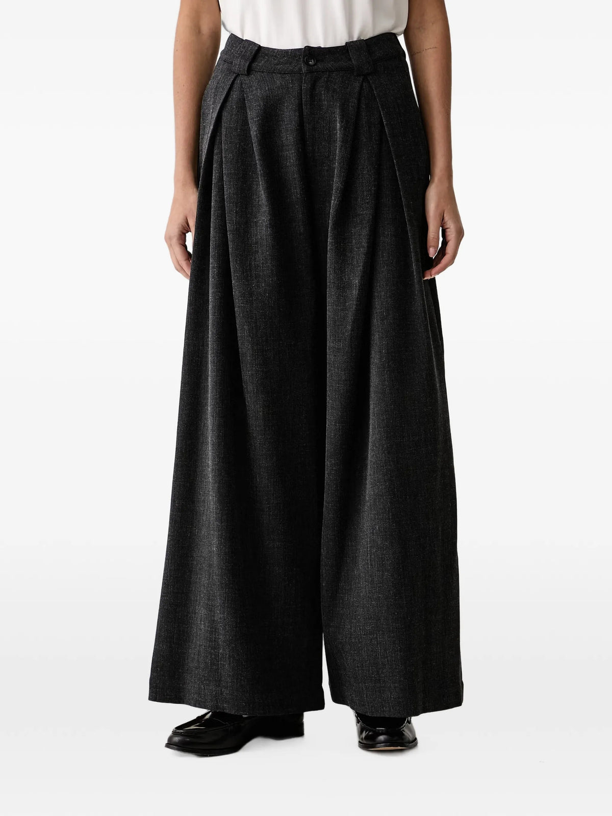 Eleh Pantaloni cropped da Donna Eleh, colore Grigio Grigio