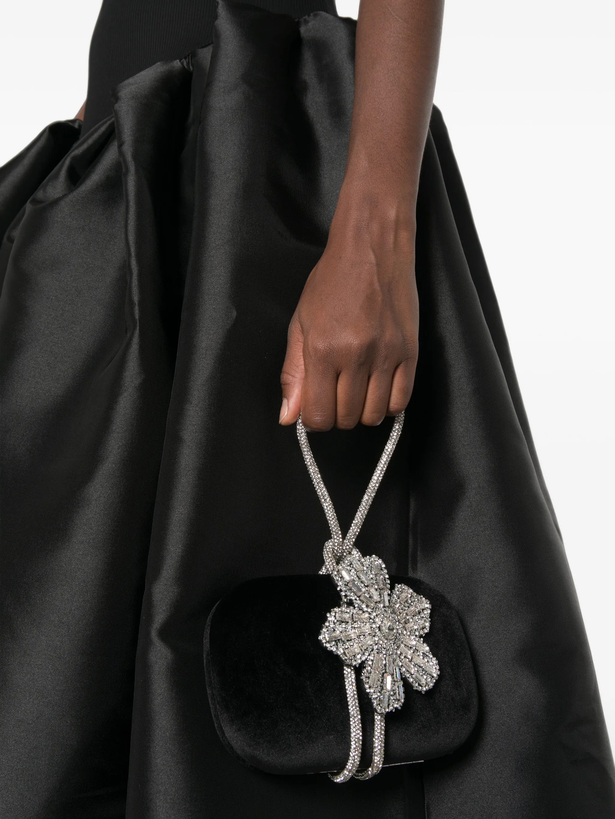 Twenty Fourhaitch  Nero
