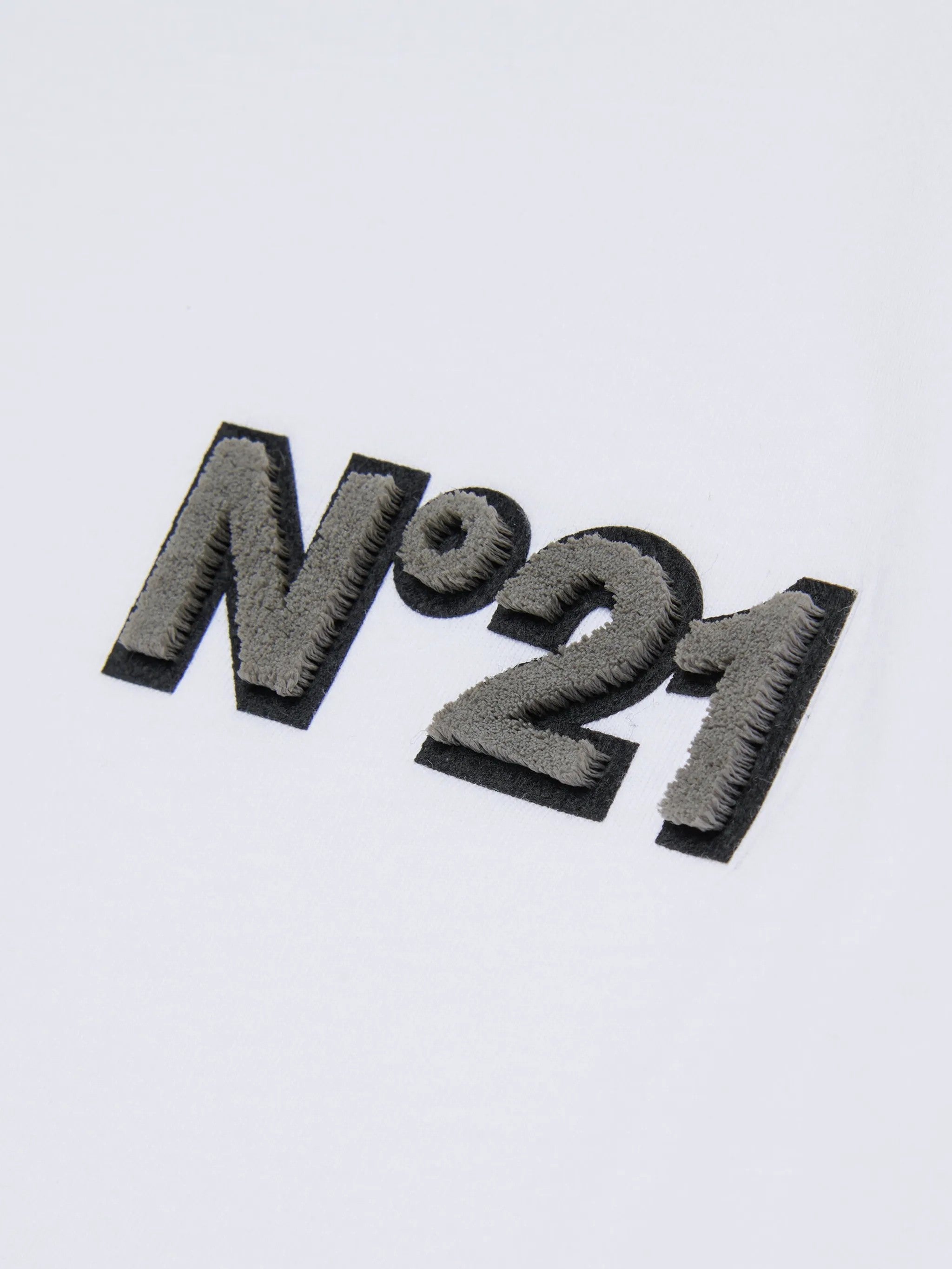 N.21  Bianco