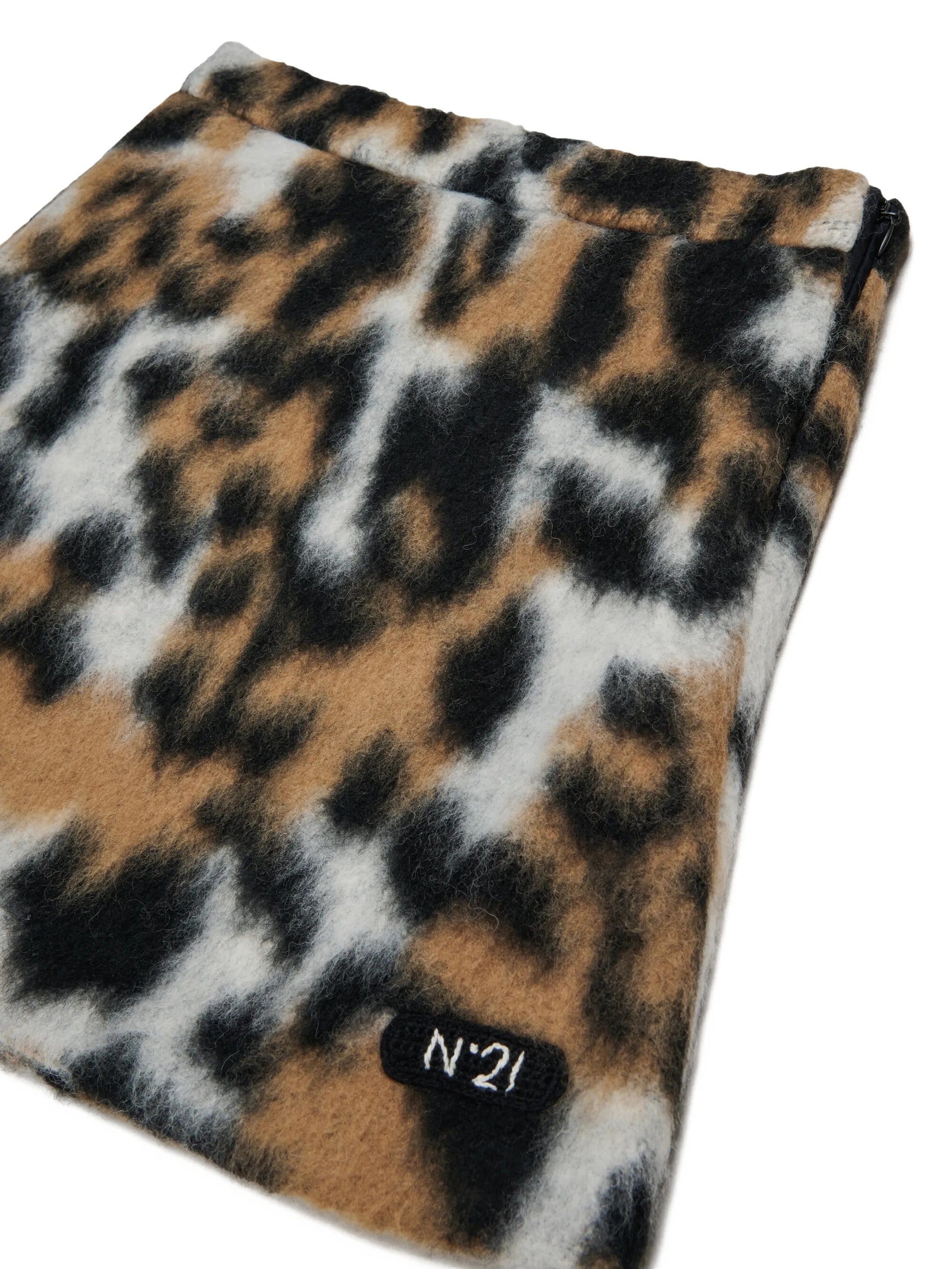 N.21  Marrone