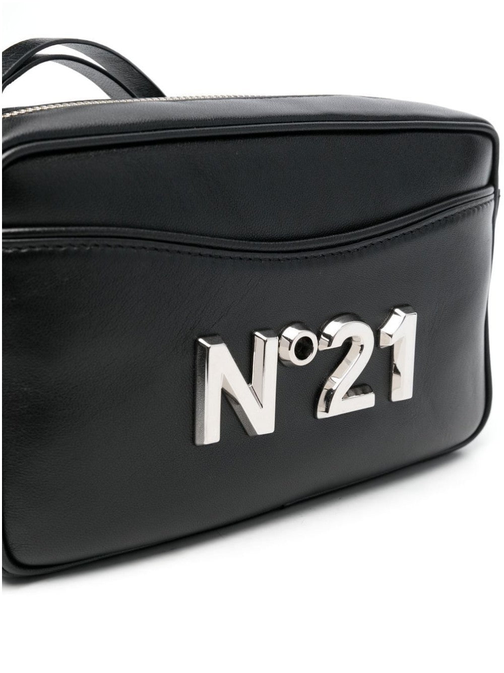 N.21 BORSA A TRACOLLA CON PLACCA LOGO Nero