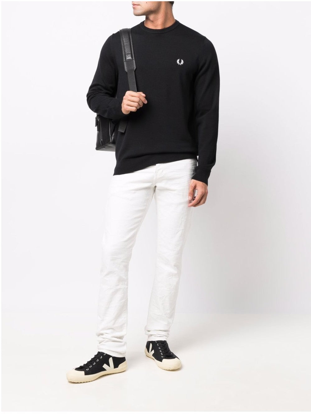 Fred Perry MAGLIA CON LOGO RICAMATO A CONTRASTO Nero